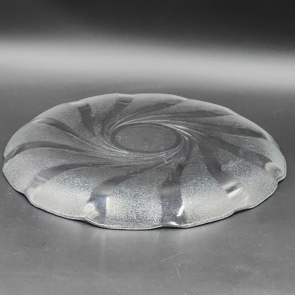ARCOROC Durand Clear Glass Swirl Dinner Plates 11" Set of 3 - Picture 5 of 7